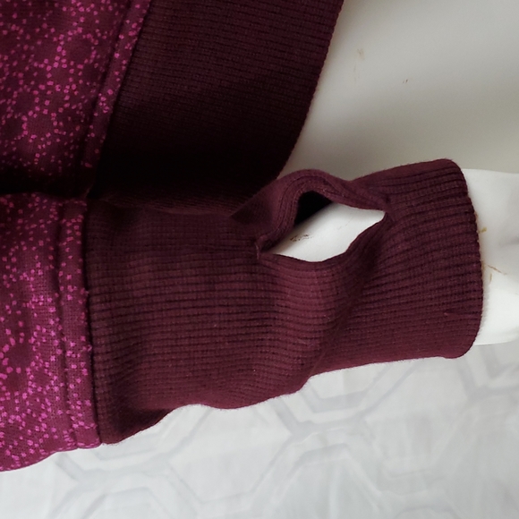 Lululemon Plum Sweater Size 6 - Picture 6 of 12
